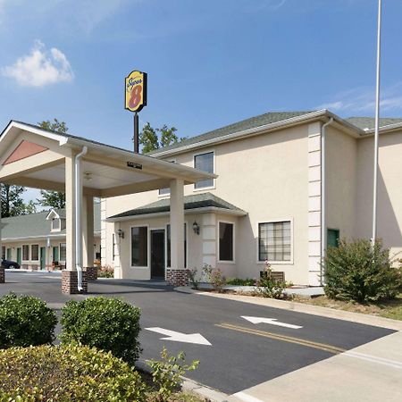 Super 8 By Wyndham Chatsworth/Dalton Eksteriør billede